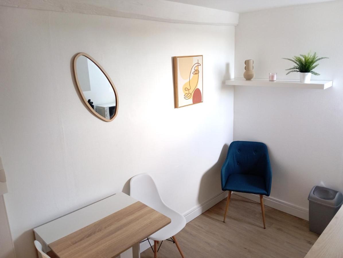 Appartement Cosy Plein Centre Conches-en-Ouche 외부 사진